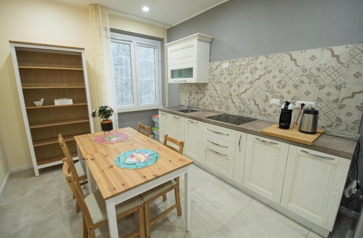 Hotel Via Cino Cagliari Zewnętrze zdjęcie